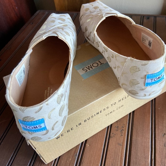 TOMS classic Gilded Bananas Print shoes - Picture 5 of 8
